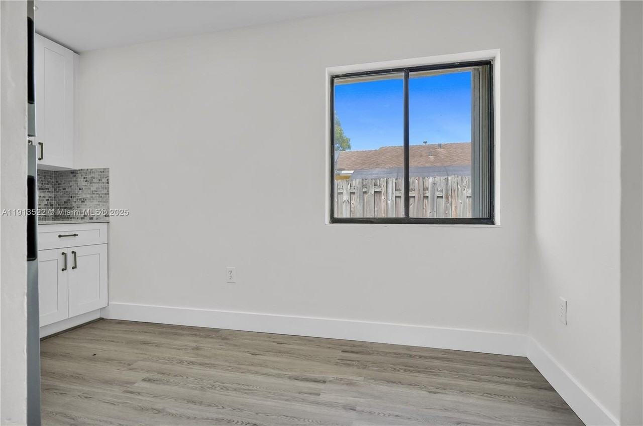 20127 Sw 88th Ct #20127 - Photo 3 of 19