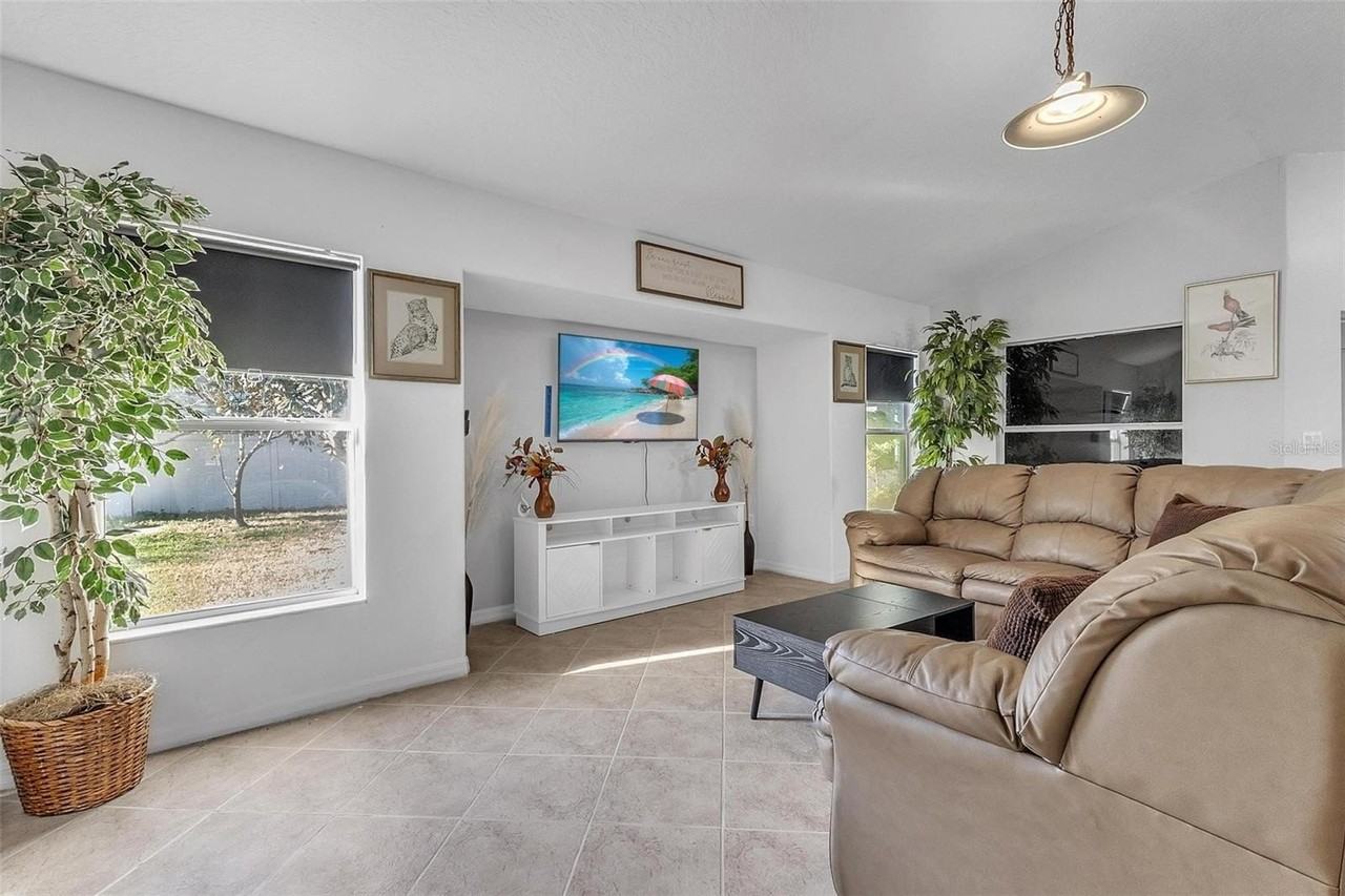 4 La Mancha Dr - Photo 6 of 29