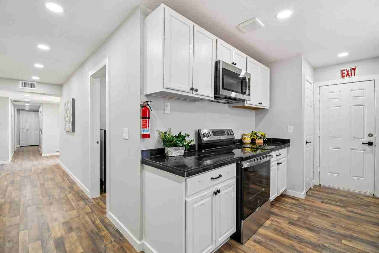 W Paradise Dr - Photo 6 of 11