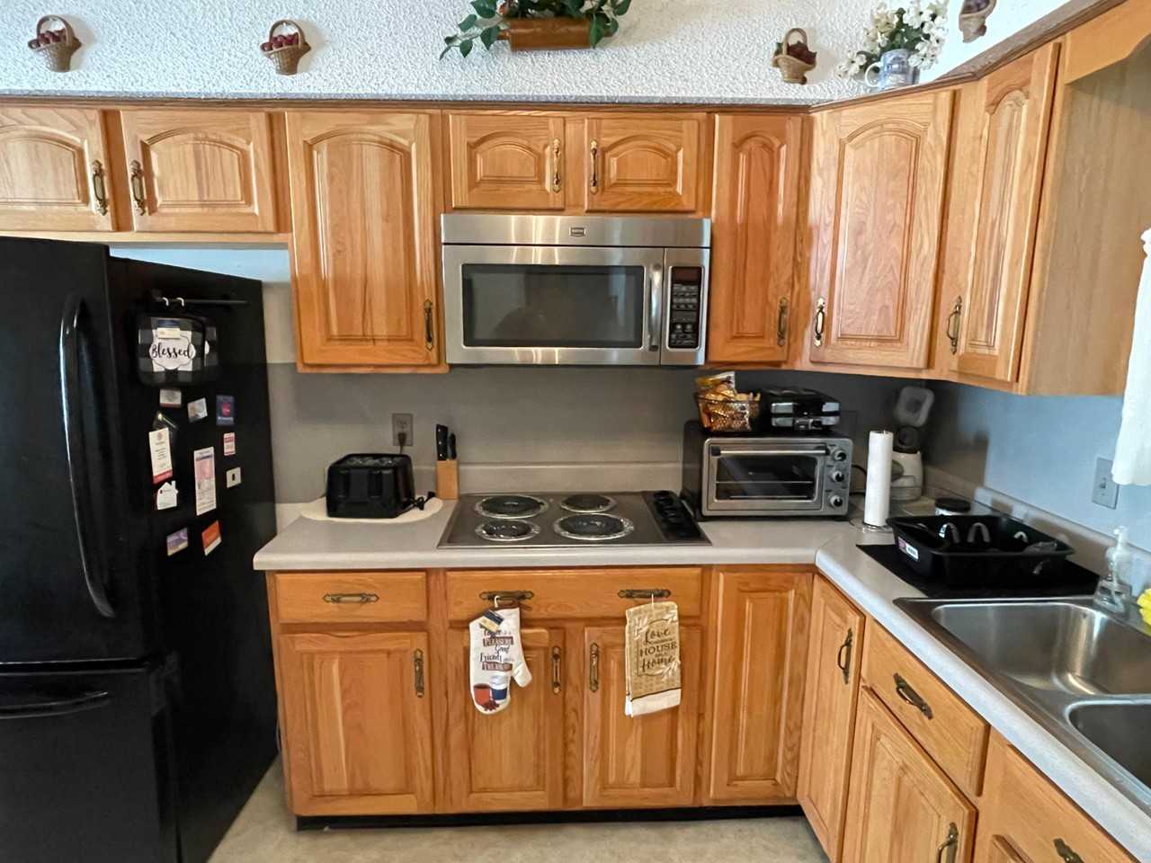 Walnut Creek Ct - Photo 3 of 6