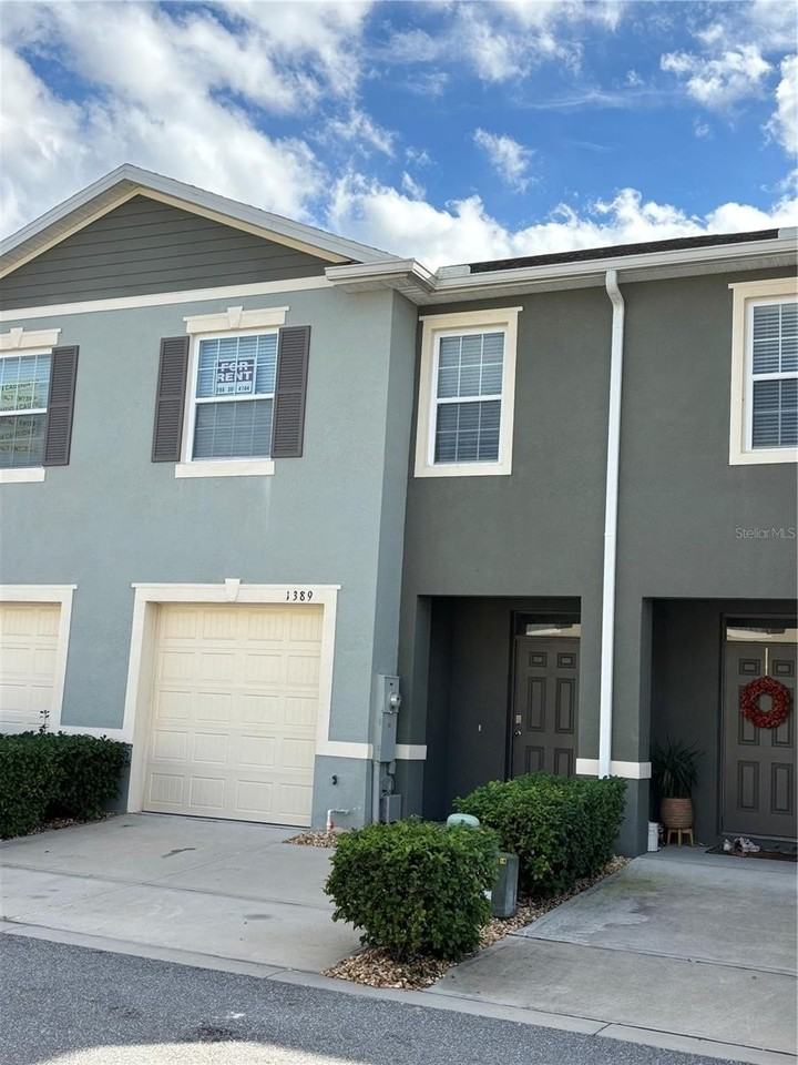 1389 Yellow Finch Drive - Photo 3 of 26