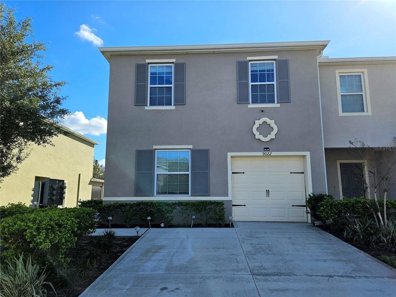 9022 Wildflower Ln - Photo 2 of 46