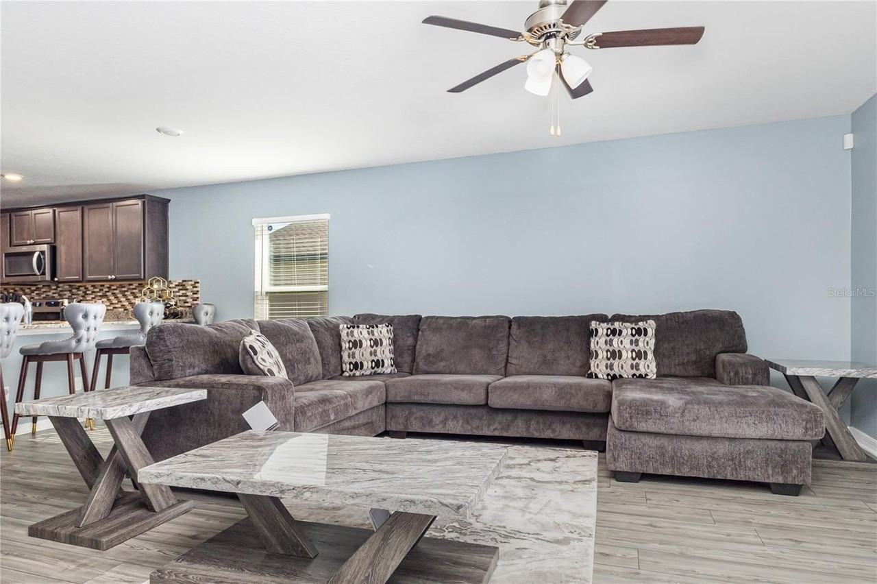 1760 Canaan Loop - Photo 3 of 25