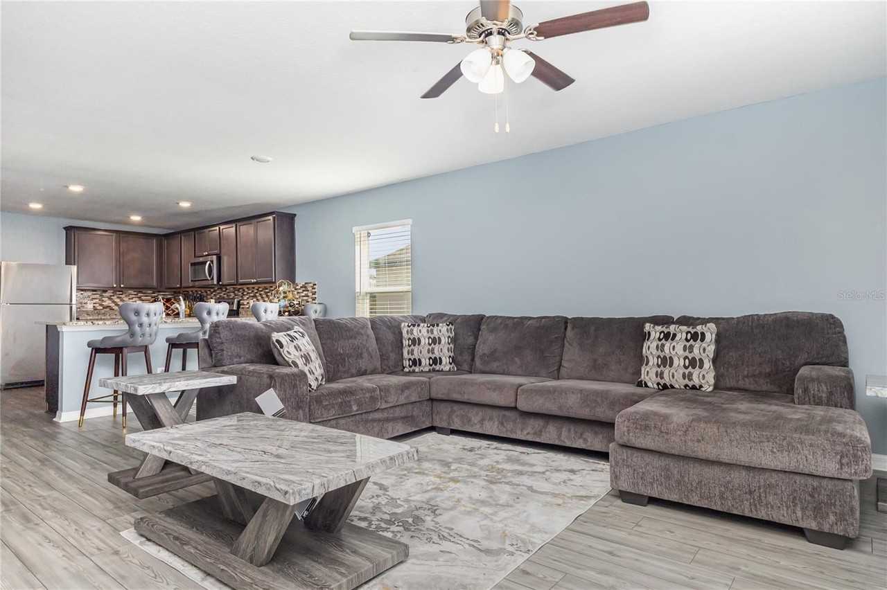 1760 Canaan Loop - Photo 4 of 25