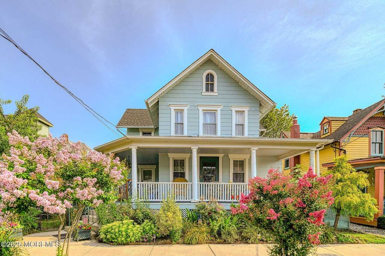 83 Broadway - Photo 2 of 40