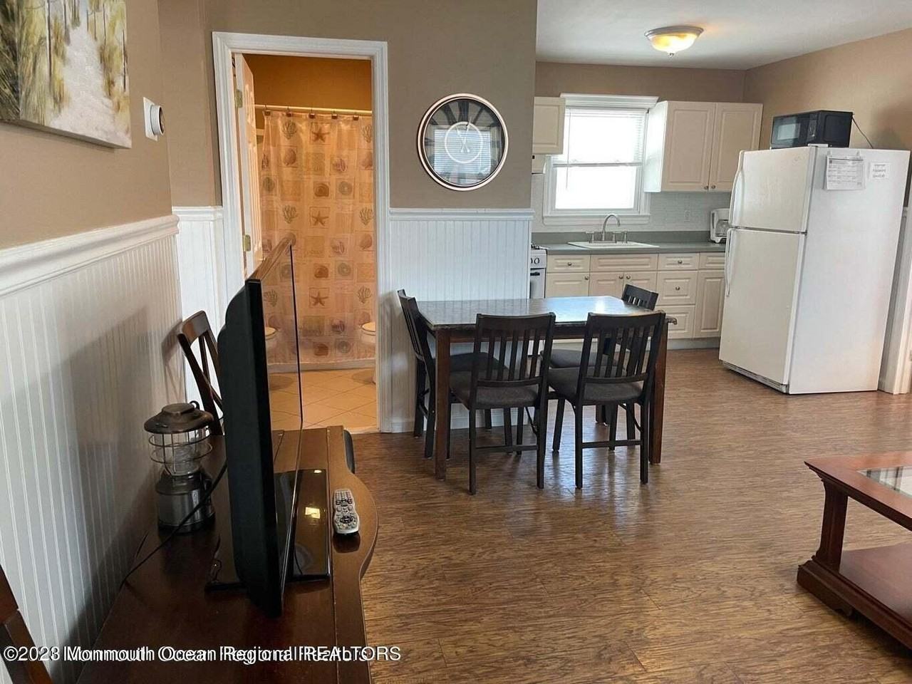 15 Elizabeth Ave - Photo 2 of 8