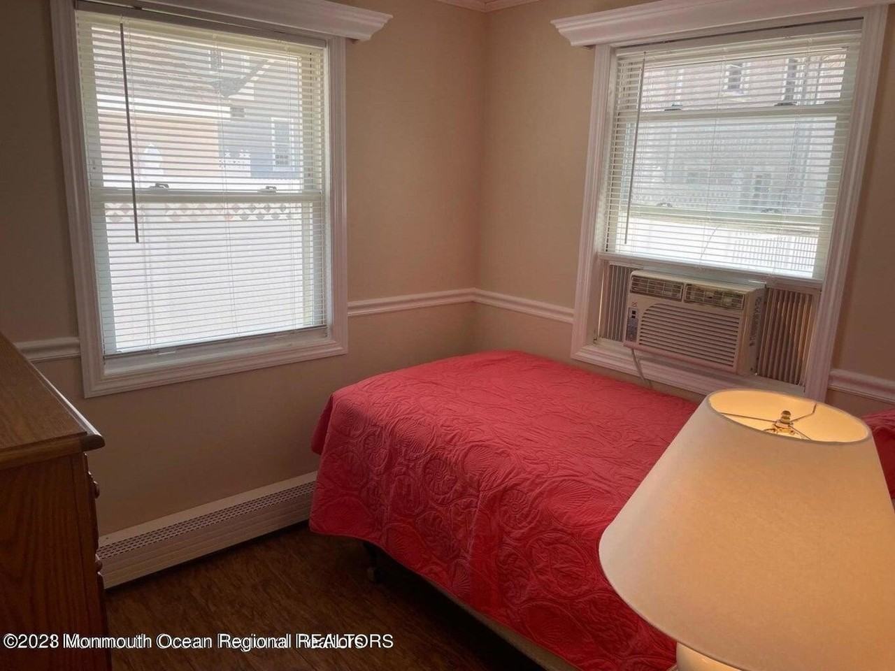 15 Elizabeth Ave - Photo 7 of 8