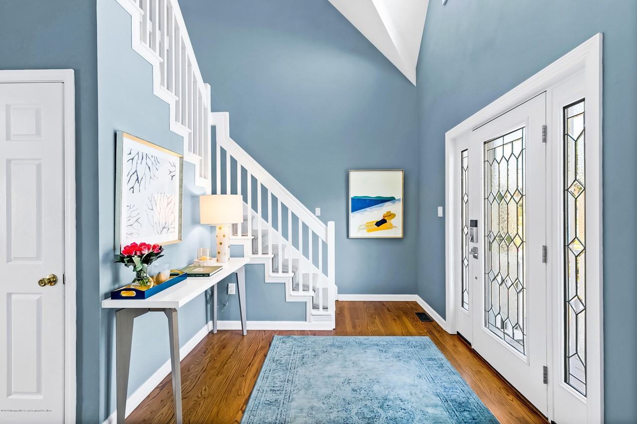 405 Salem Avenue unit: Summer - Photo 3 of 46