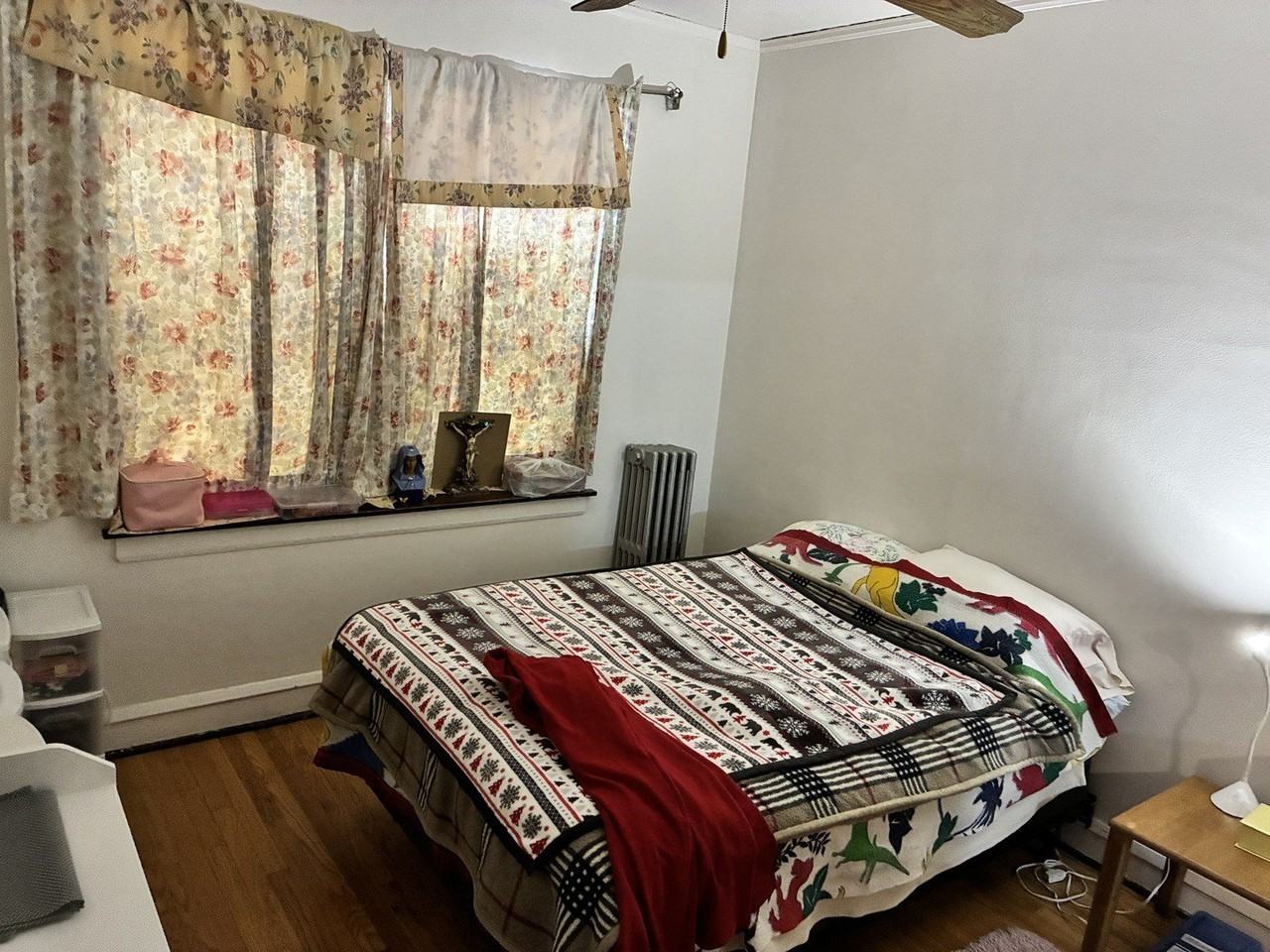 5443 N Campbell Ave #1F - Photo 5 of 9