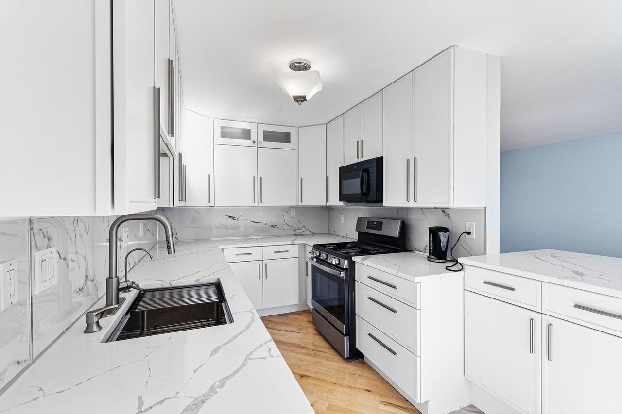 2430 S Shag Bark Trl - Photo 3 of 21