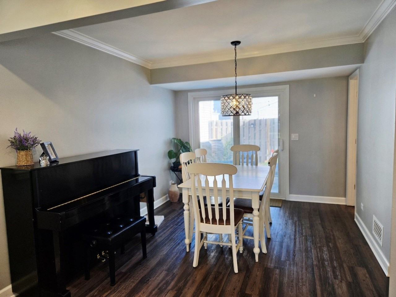 116 Presidential Boulevard - Photo 7 of 19