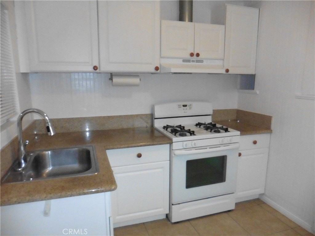 353 Auburn Ave - Photo 6 of 22