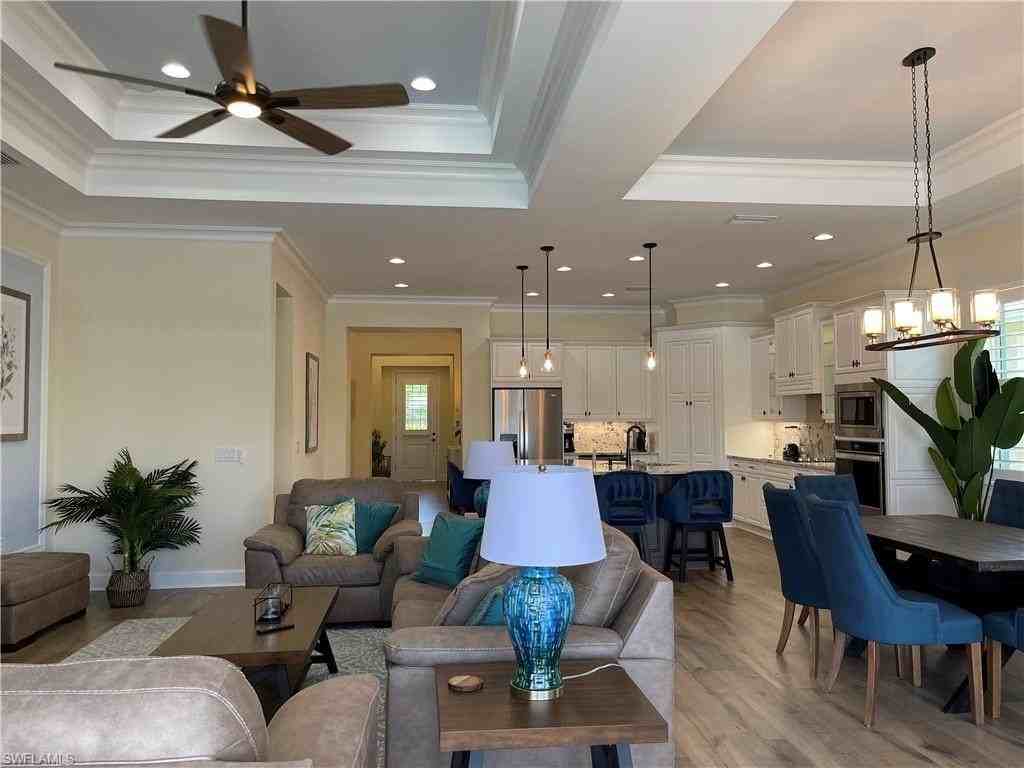 6282 Indies Ave - Photo 7 of 33