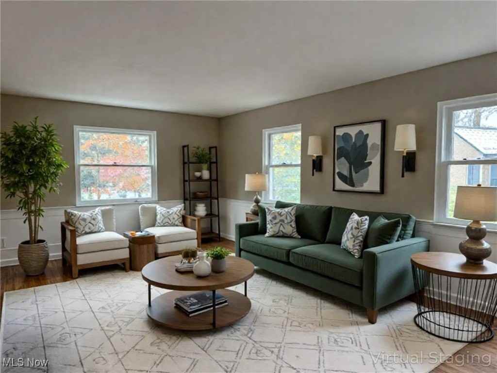 8896 Spring Valley Dr - Photo 2 of 39