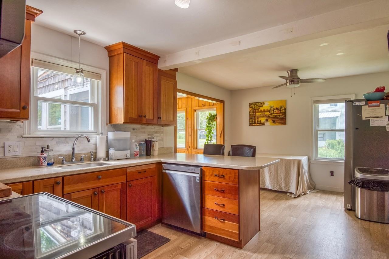 770 Dalton Rd - Photo 4 of 21