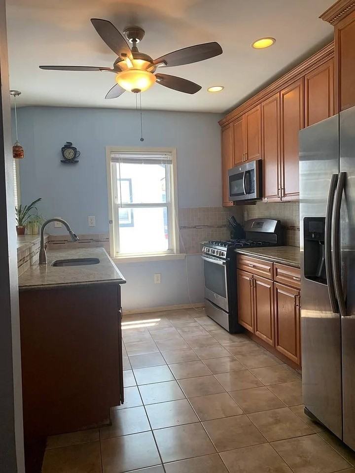 134-52 175th Street - Photo 3 of 17