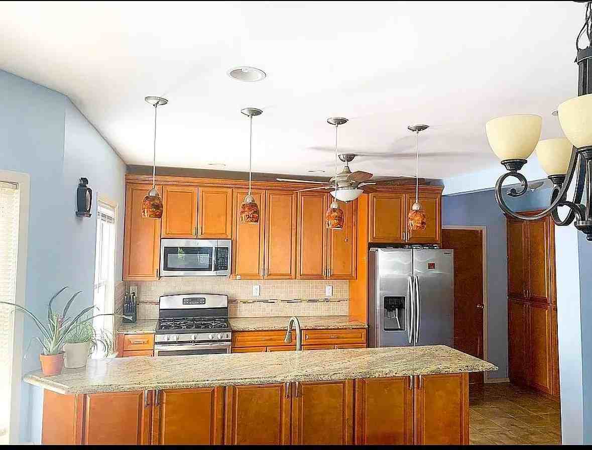 134-52 175th Street - Photo 5 of 17