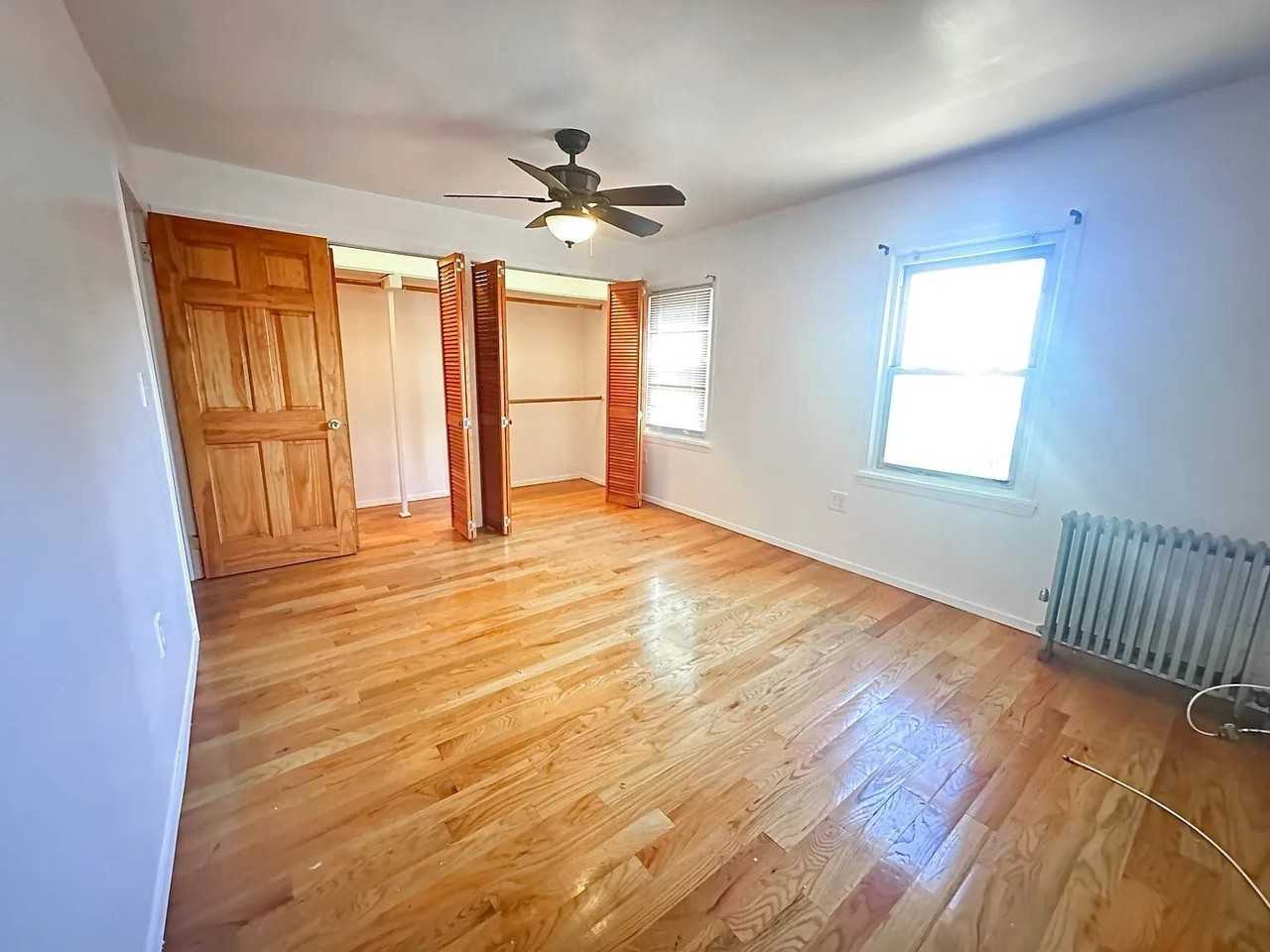 134-52 175th Street - Photo 7 of 17