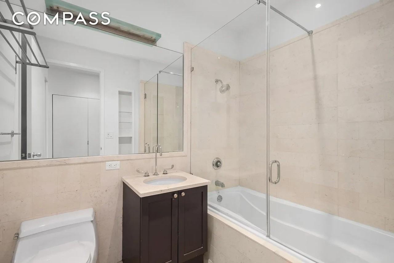 252 7th Ave #9B - Photo 3 of 4