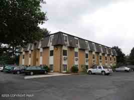 featured image of 415 King St Apt 12 #12