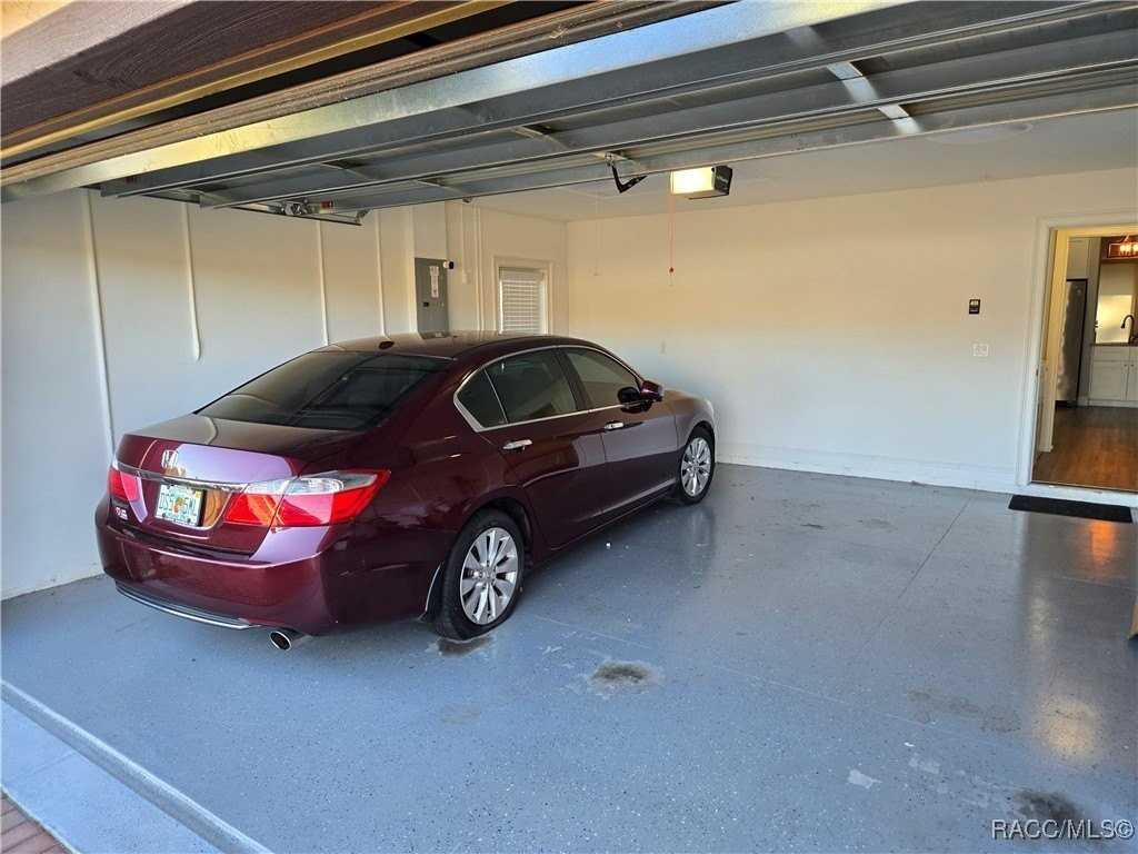 9322 S Deer Park Dr - Photo 3 of 23