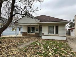 featured image of 7427 Drexel St