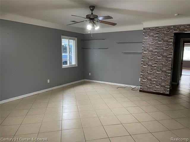 7427 Drexel St - Photo 2 of 11