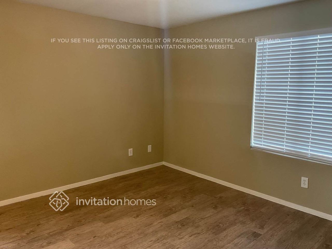 8019 Torremlinos Avenue - Photo 7 of 17