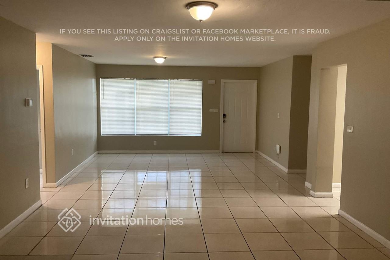 1281 Nw 195th St - Photo 2 of 15