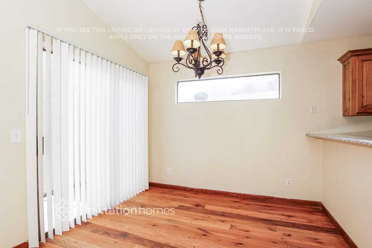 18285 N 87th Dr - Photo 6 of 17