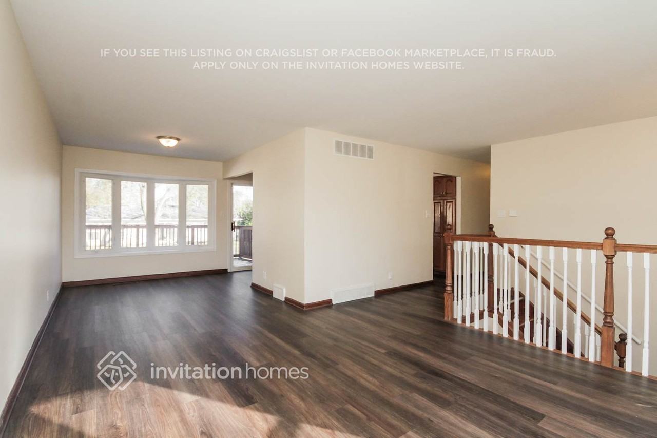 458 Rockhurst Road - Photo 6 of 18