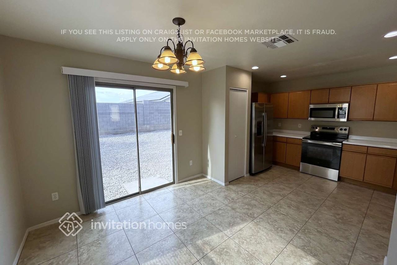 12628 N Main St - Photo 4 of 13