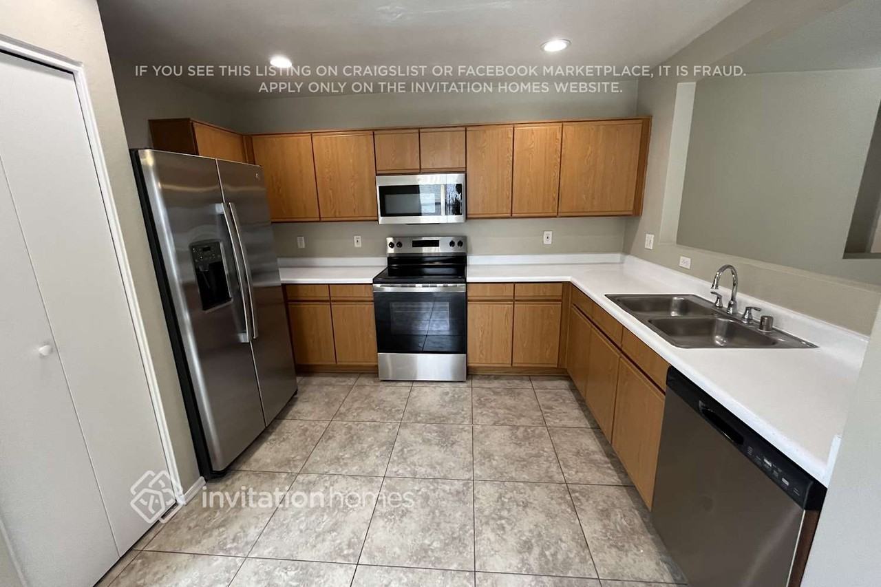 12628 N Main St - Photo 5 of 13