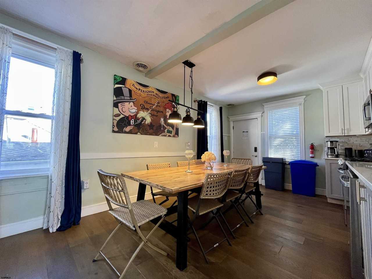 105 N Windsor Ave - Photo 5 of 19