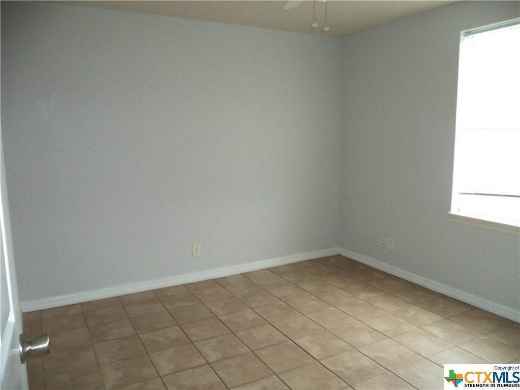1310 W Broadway Ave - Photo 5 of 7