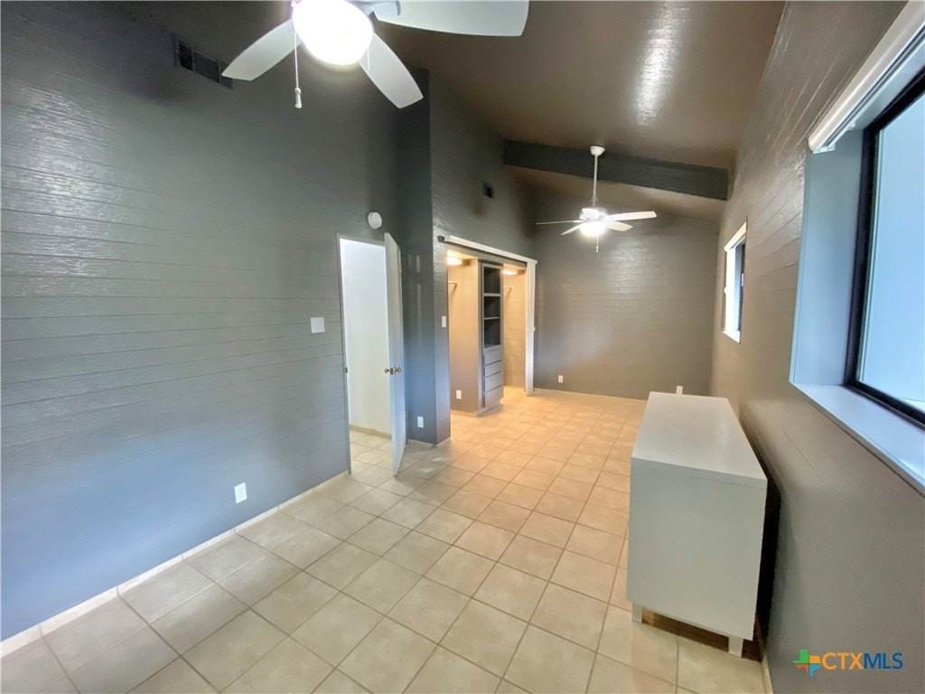 906 Lakeview Trail - Photo 7 of 13