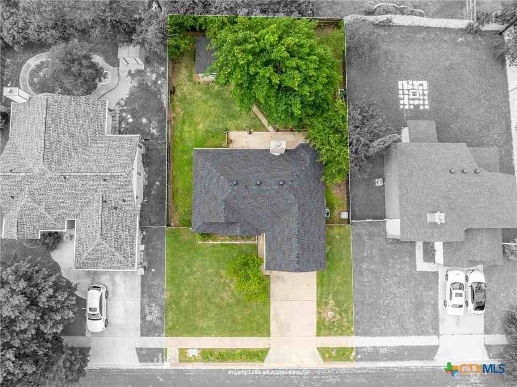 2804 Bluejay Drive - Photo 2 of 36