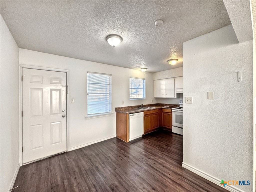 742 Martindale Road - Photo 3 of 14