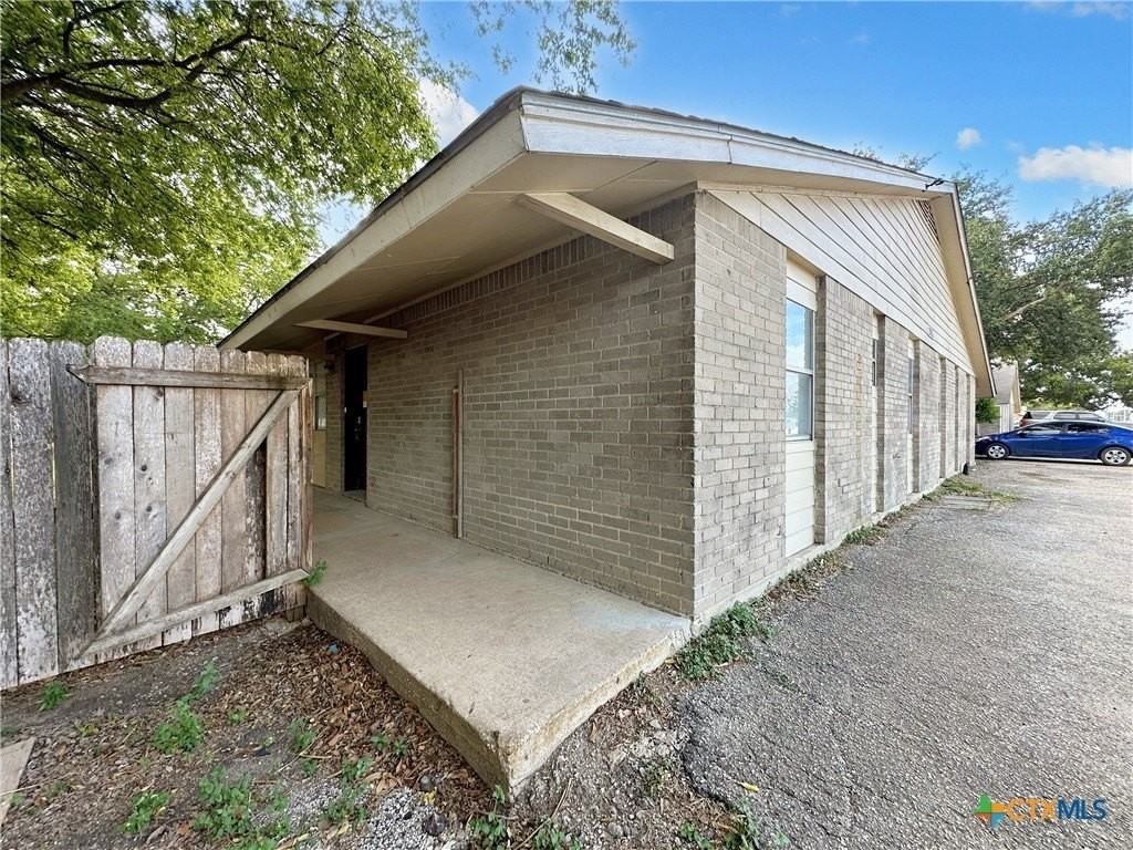 20115 San Marcos Hwy #1A - Photo 2 of 15