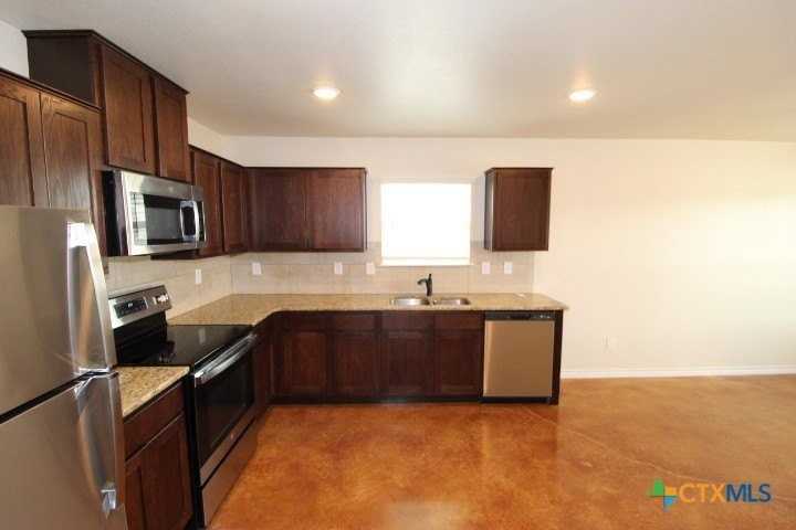 1017 Cline Dr Unit B #B - Photo 2 of 7