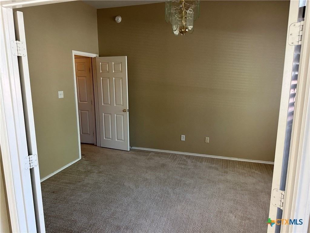 226 Lottie Lane - Photo 4 of 17