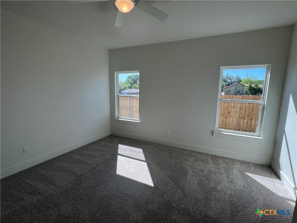 1826 Royal Loop - Photo 7 of 18