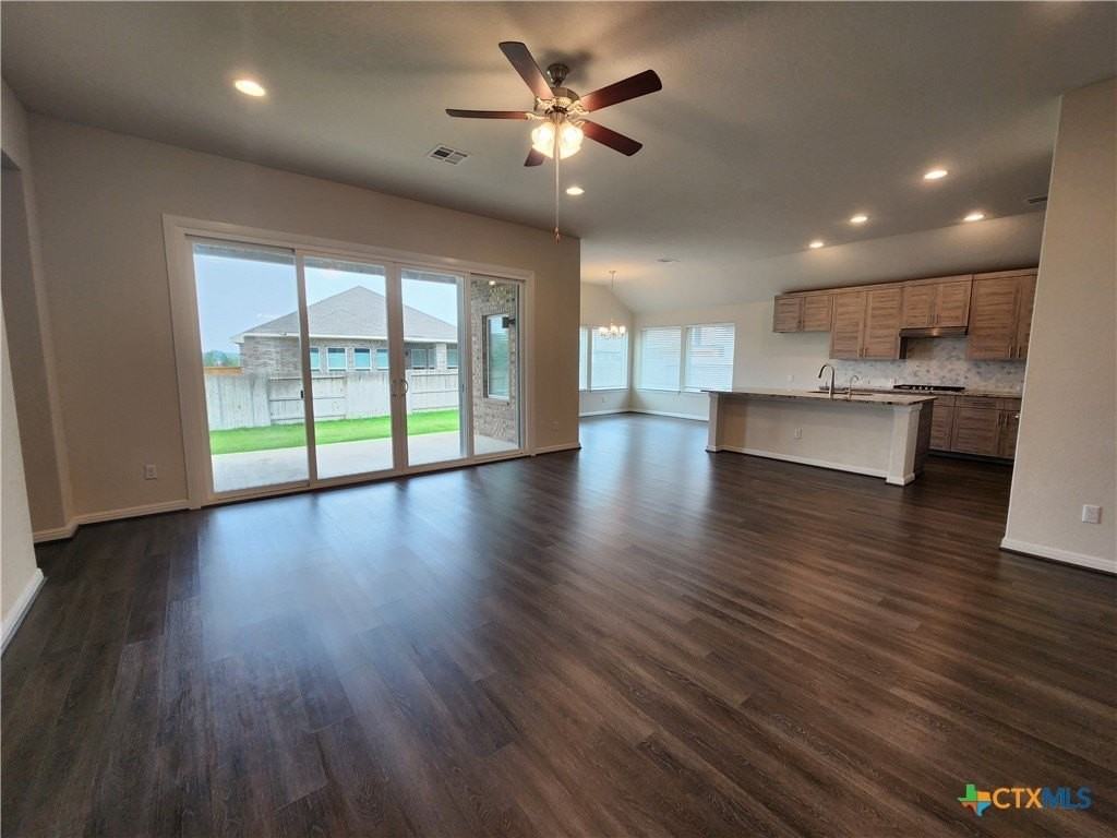 2209 Hoja Avenue - Photo 5 of 29