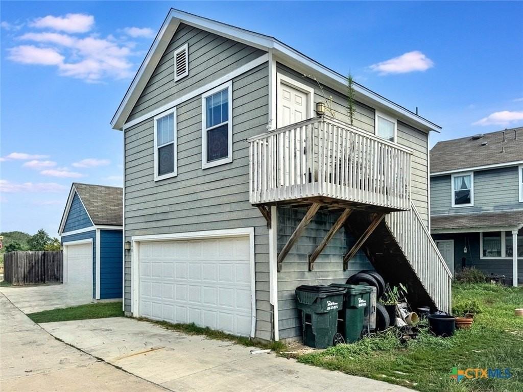 340 Perry Street - Photo 3 of 12