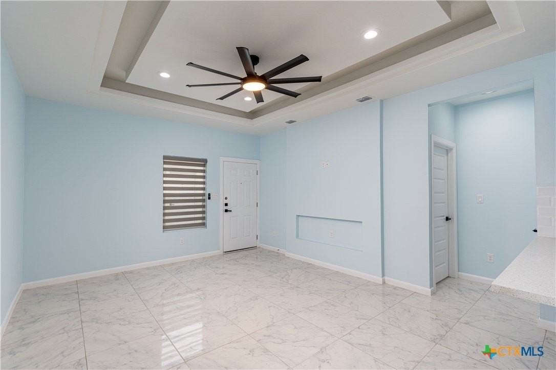 1707 Angelina Dr Apt 2 #2 - Photo 3 of 16