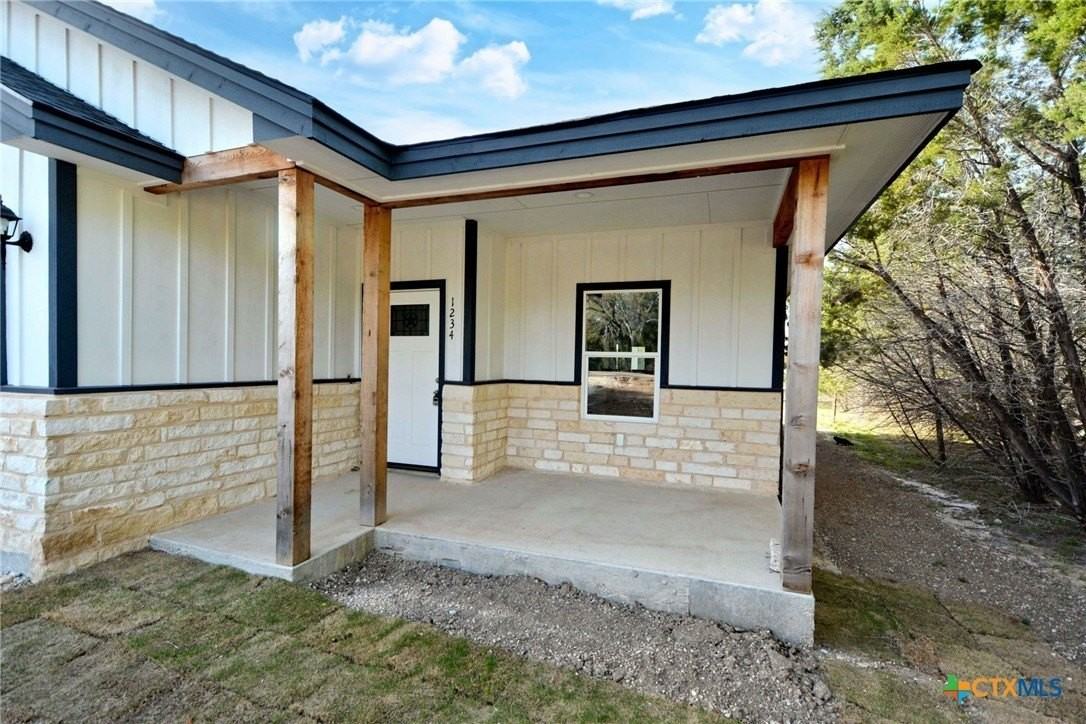 1234 Clearcreek Dr - Photo 5 of 48