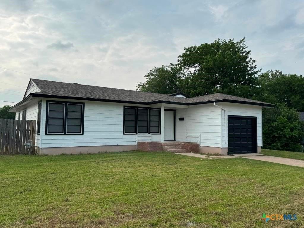 1109 Estelle Ave - Photo 2 of 34