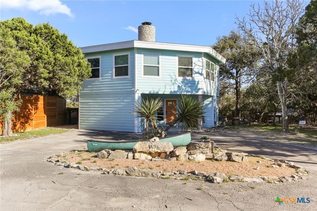 1433 Riviera Dr - Photo 2 of 48