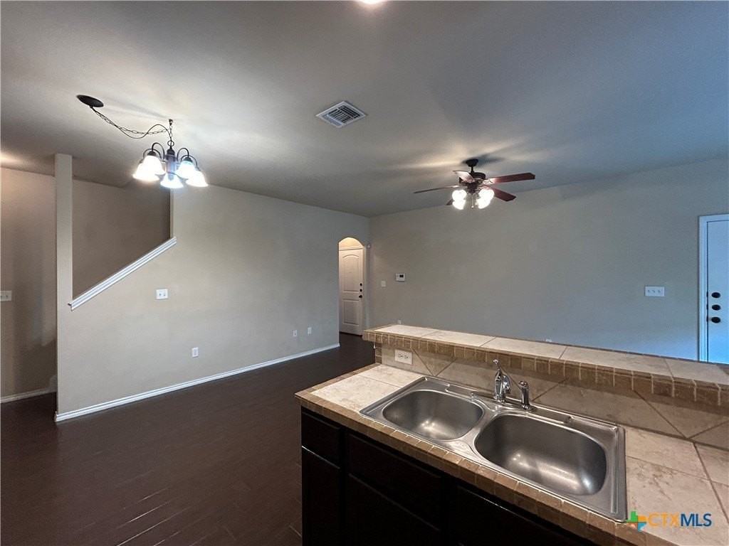 1137 Brown Rock Dr - Photo 7 of 30