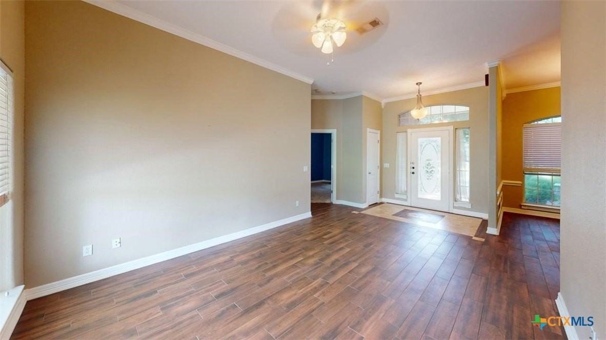 142 Jesse James Dr - Photo 3 of 23